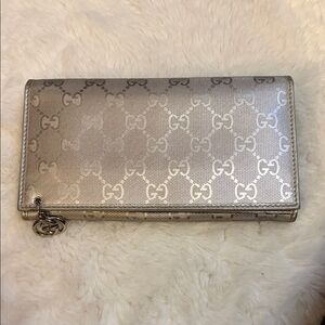 Gucci Metallic Silver Women's Wallet